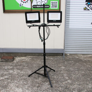 SUNPIE LED投光器（三脚スタンド付き）