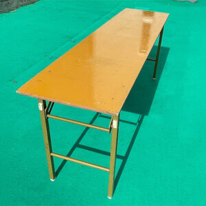 折りたたみテーブル